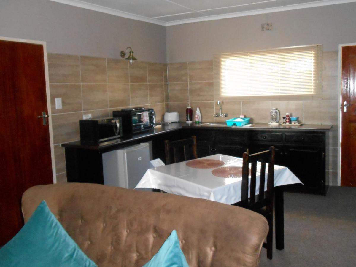 Obesa Lodge Graaff-Reinet 外观 照片