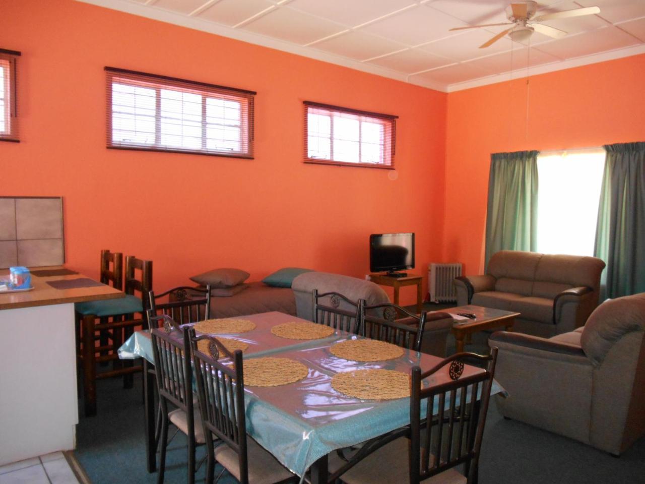 Obesa Lodge Graaff-Reinet 外观 照片