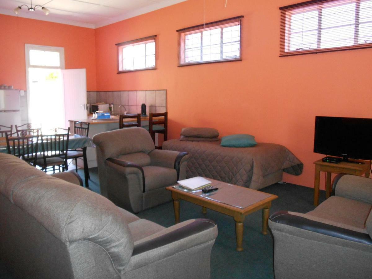 Obesa Lodge Graaff-Reinet 外观 照片